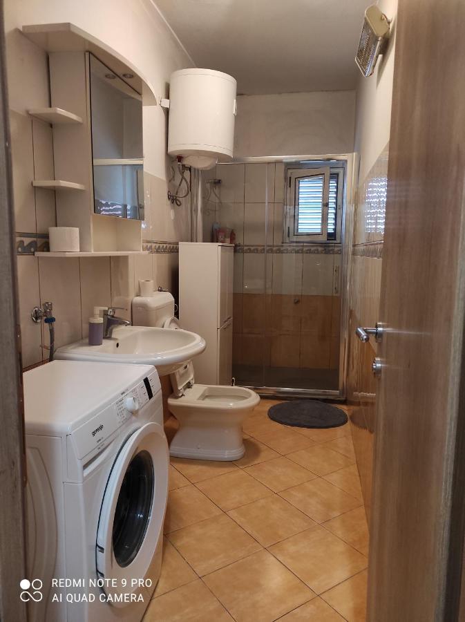 Apartman Lucia Bilice Exterior foto